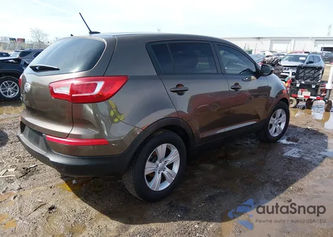 2013 Kia Sportage Lx z USA, uszkodzony, nr VIN KNDPB3A23D7367174